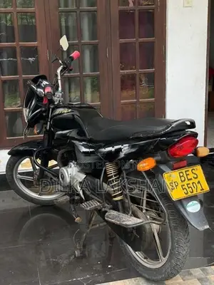 Bajaj Platina 100 2016