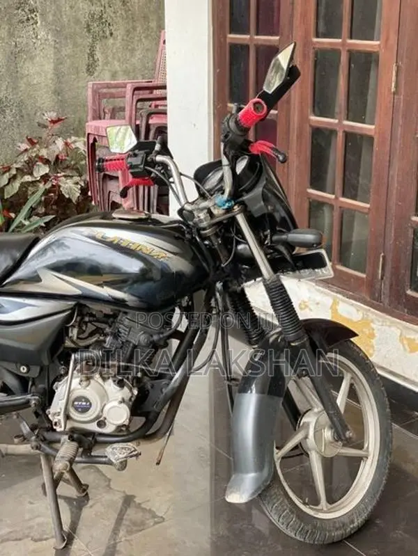 Bajaj Platina 100 2016