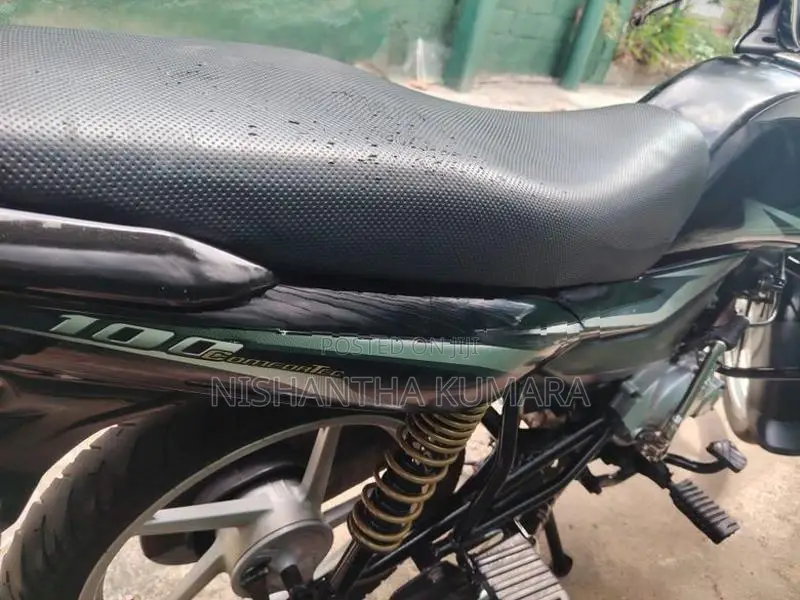 Bajaj Platina 100 ES 2016