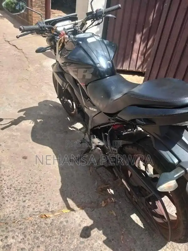 Suzuki Gixxer 2019