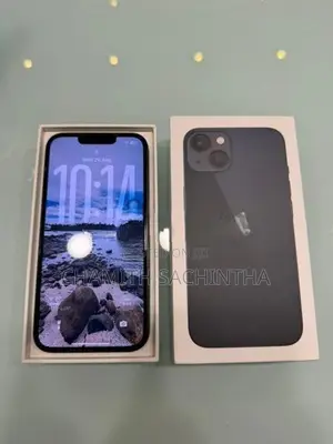 Apple iPhone 13 (Used)