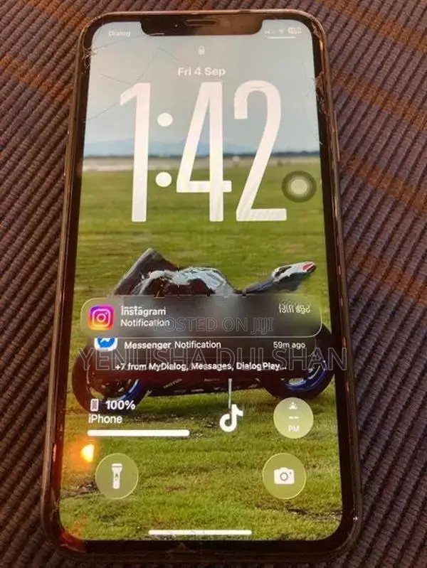Apple iPhone 11 (Used)