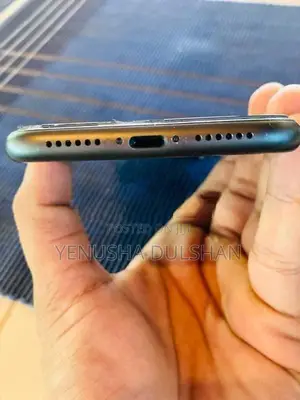 Apple iPhone 11 (Used)