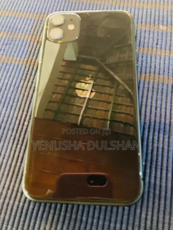 Apple iPhone 11 (Used)