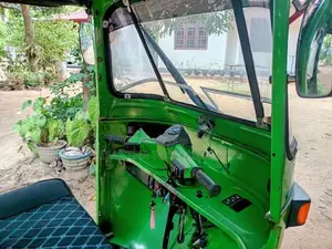 Bajaj RE 4 Stroke 2009