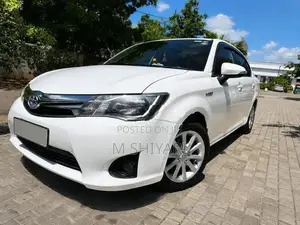 Toyota Axio 2015