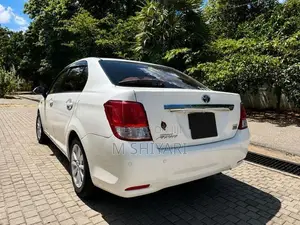 Toyota Axio 2015