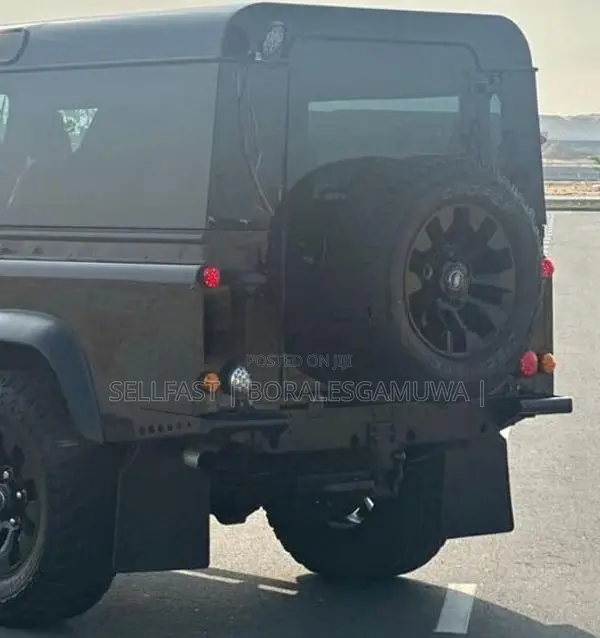 Land Rover Defender TD5 2003
