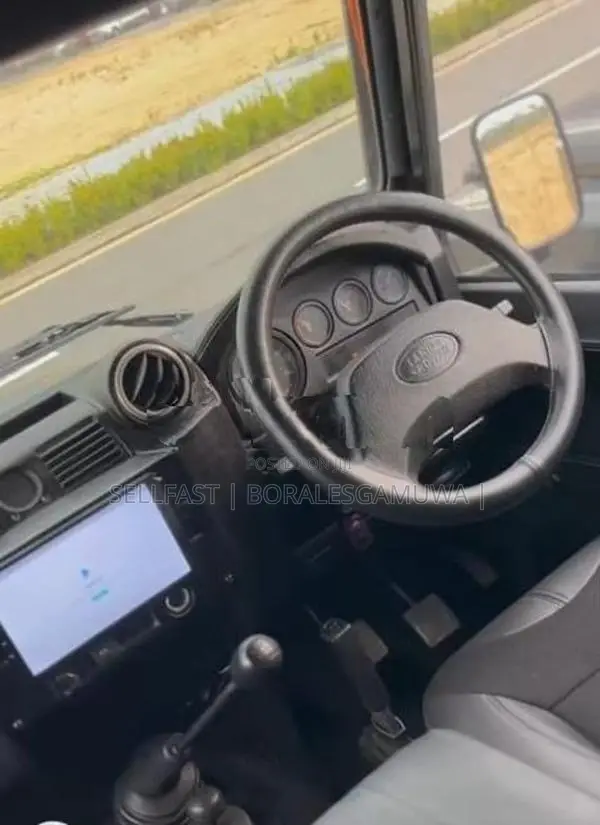 Land Rover Defender TD5 2003