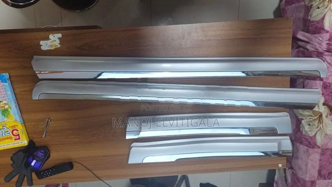Prado 150 Chrome Door Moulding Set Used