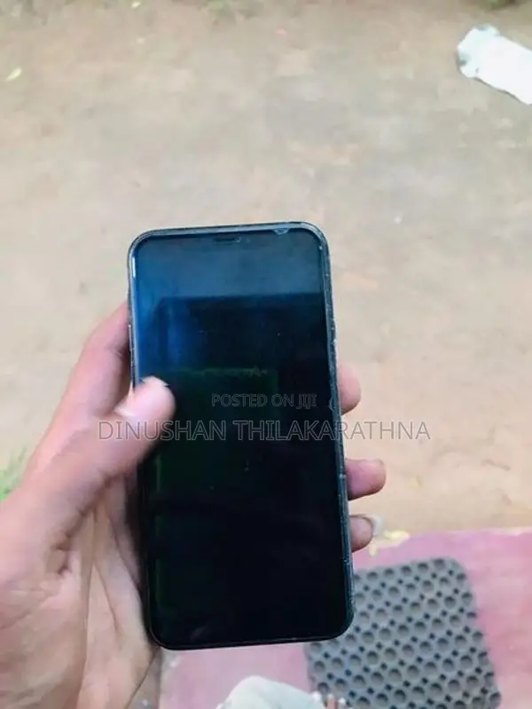 Apple iPhone 11 Pro (Used)