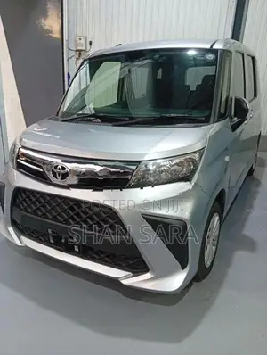 Toyota Roomy X 2023