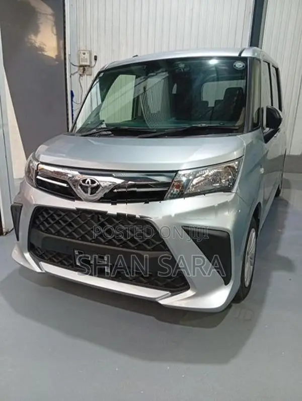Toyota Roomy X 2023