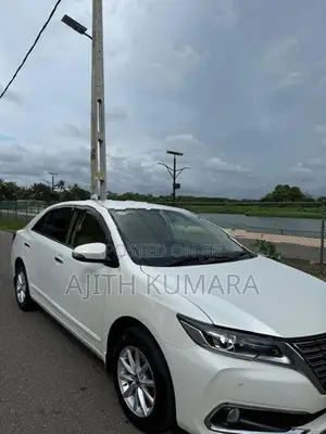 Toyota Premio G Superior 2017