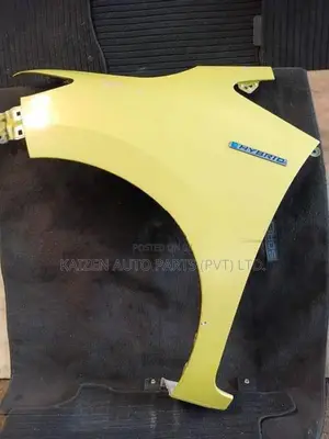 Honda Fit GP5 Fender