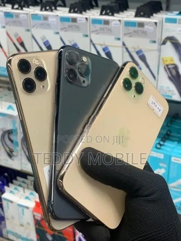 Apple iPhone 11 Pro 256GB (Used)