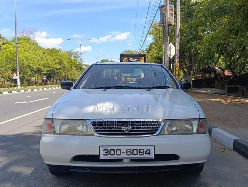 Nissan Sunny FB14 1996