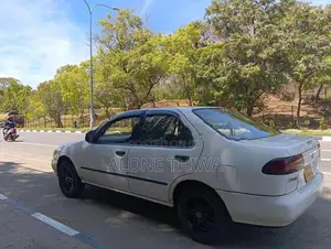 Nissan Sunny FB14 1996