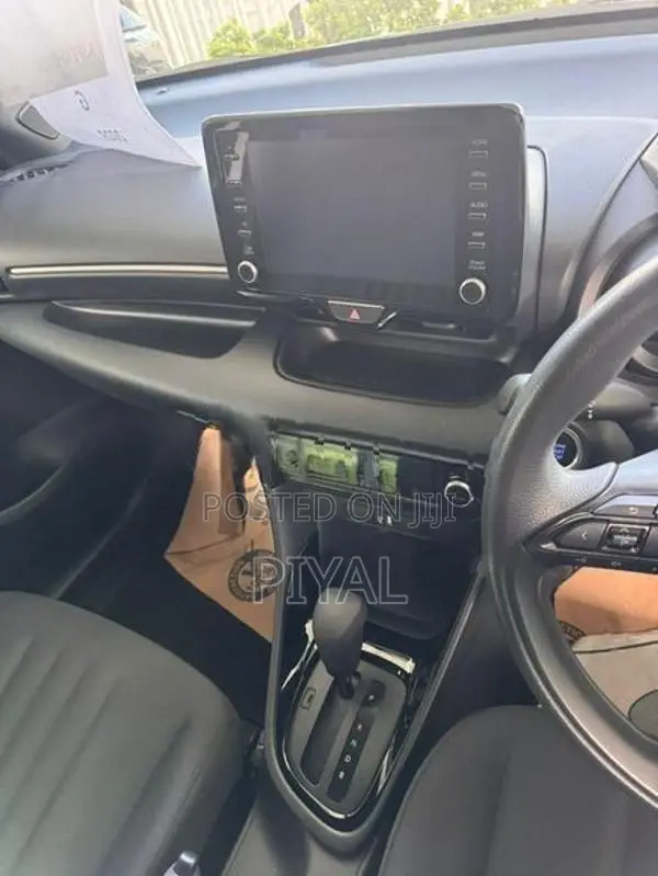 Toyota Yaris G grade 2023