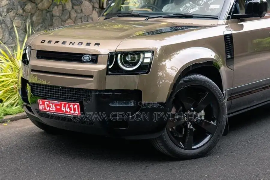 Land Rover Defender X-Dynamic 1of 1 Spec 2026