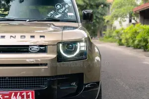 Land Rover Defender X-Dynamic 1of 1 Spec 2026