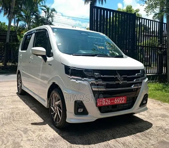 Suzuki Wagon R custom ZX 2026