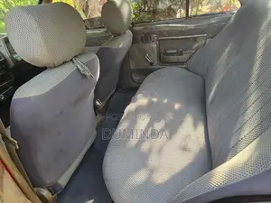 Nissan Sunny HB11 1986
