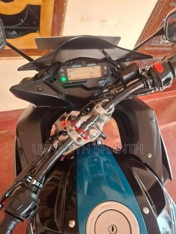 Yamaha Fazer v2 2017