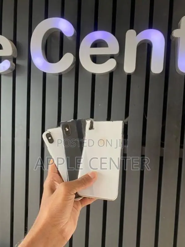 Apple iPhone X (Used)