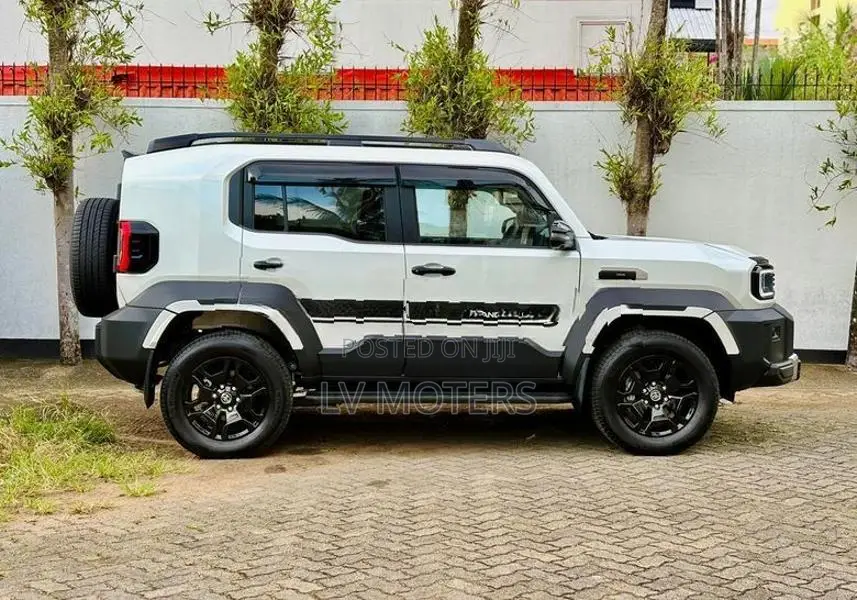 Toyota Land Cruiser FJ VX Fully Loaded 2026