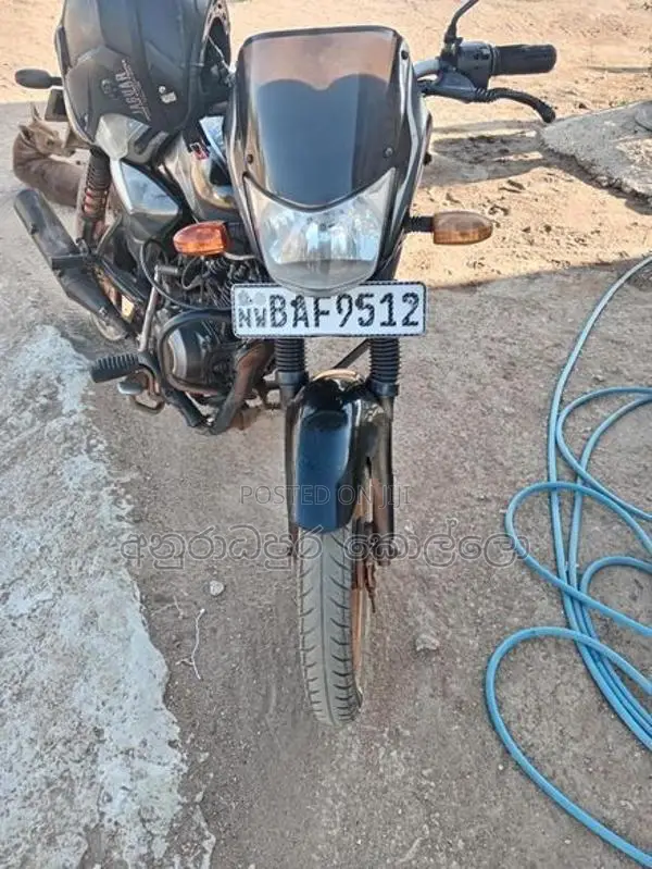 Bajaj Platina 100 2013