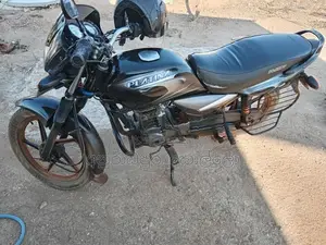 Bajaj Platina 100 2013