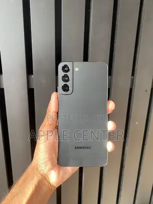 Samsung Galaxy S22+ (Used)
