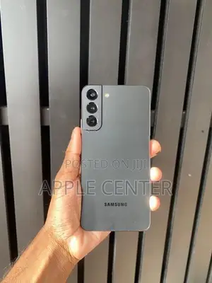 Samsung Galaxy S22+ (Used)