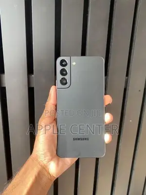 Samsung Galaxy S22+ (Used)