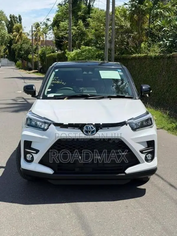 Toyota Raize Z Hybrid 2025