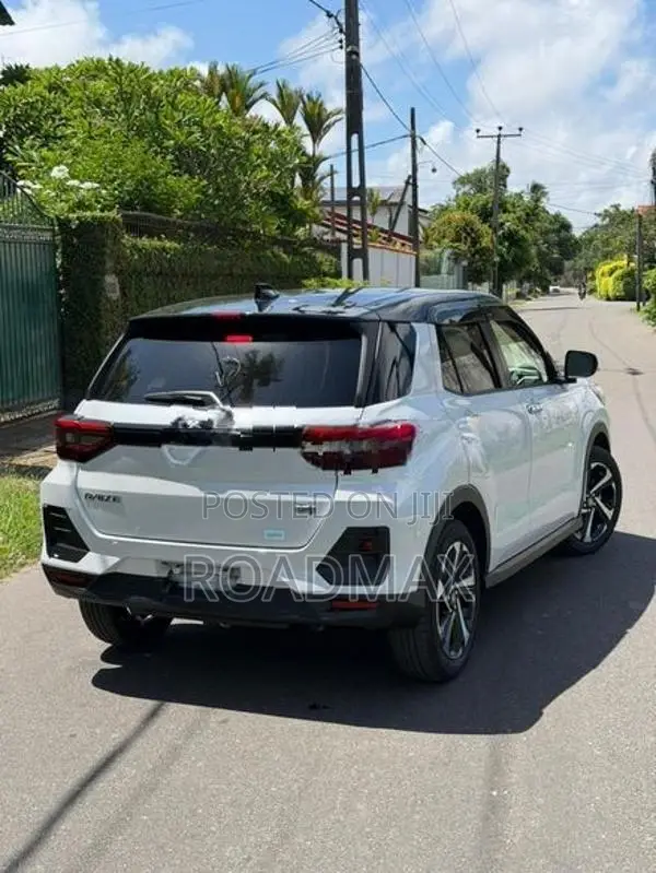 Toyota Raize Z Hybrid 2025