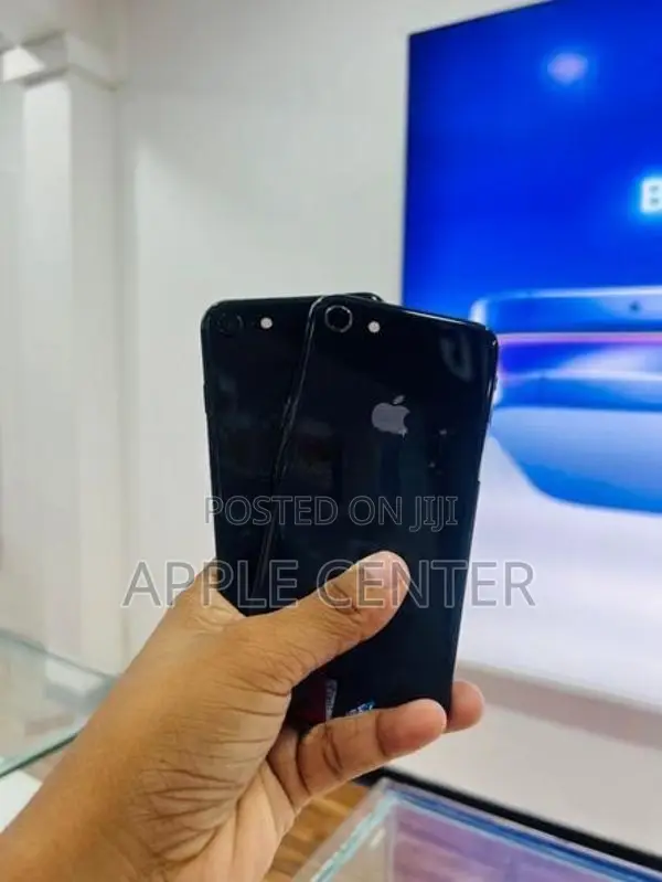 Apple iPhone 8 (Used)