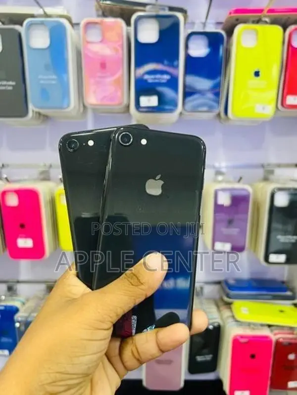 Apple iPhone 8 (Used)