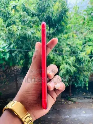 Apple iPhone XR (Used)