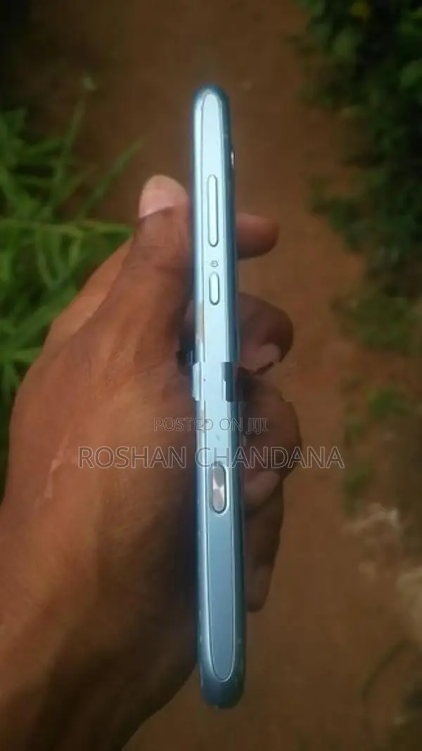 Sharp Aquos Xx Mini (Used)