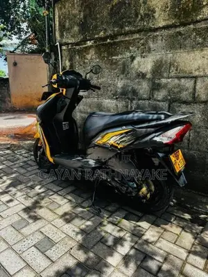 Honda Dio 2017