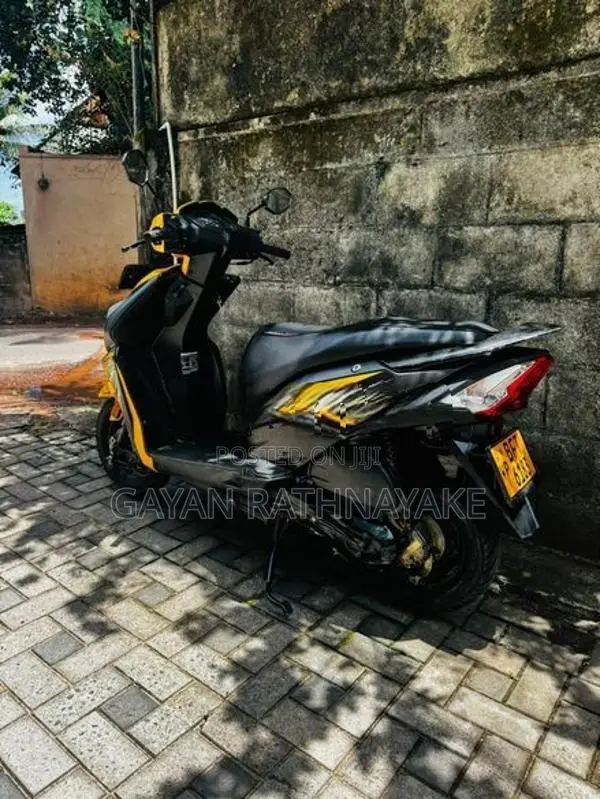 Honda Dio 2017