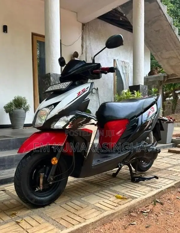 Yamaha Ray ZR 2017