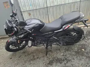 Bajaj Pulsar N160 2025