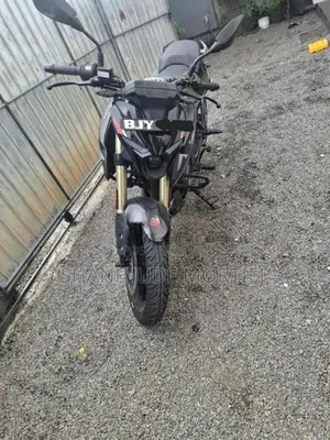 Bajaj Pulsar N160 2025