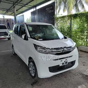 Mitsubishi eK Wagon M 2023