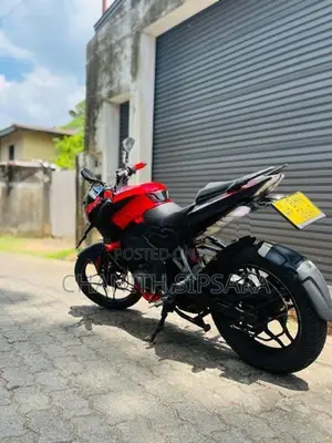 Bajaj Pulsar NS160 2018