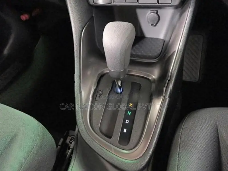 Toyota Yaris Hybrid G 2026