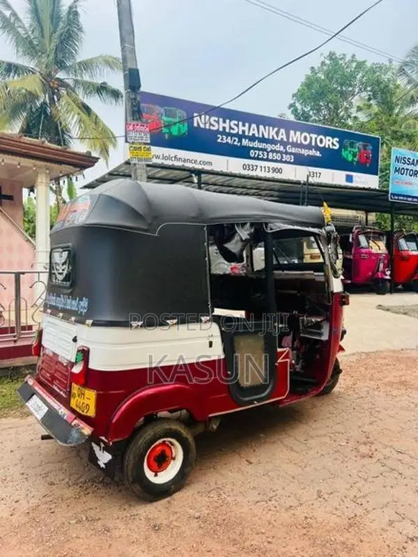 Bajaj RE 2006